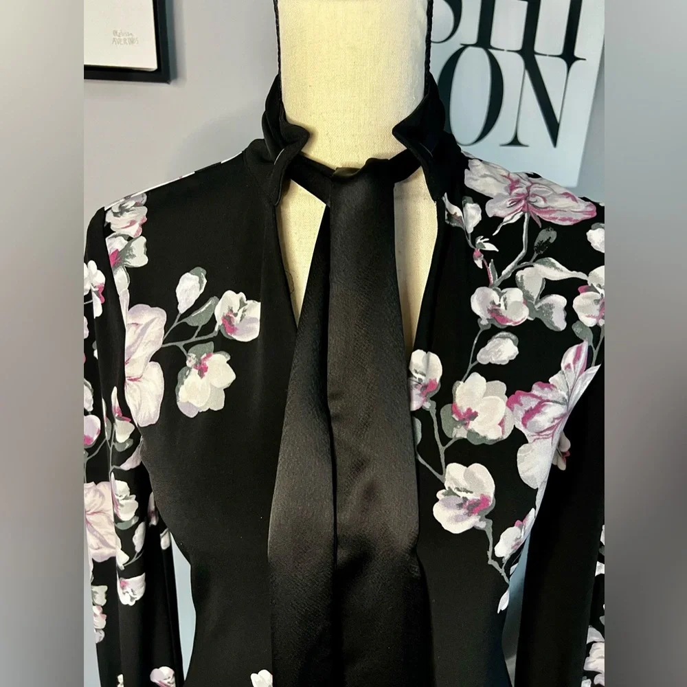White House Black Market LS MJ w Tie Chemise Delphinium Placed Black Dress - Picture 4 of 9